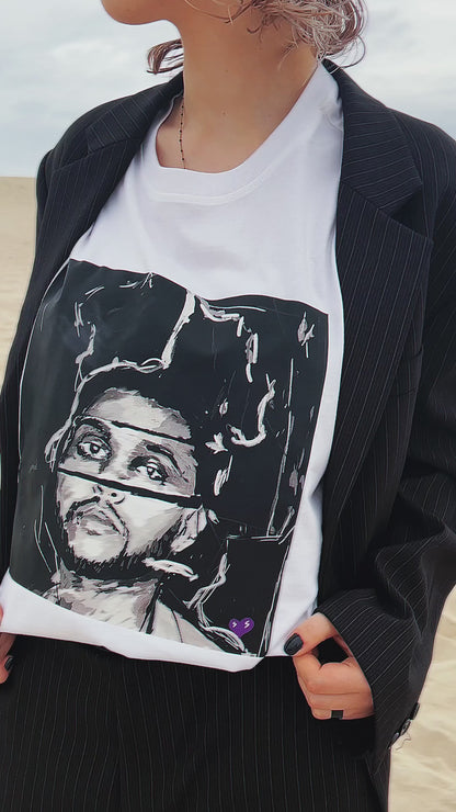 Custom The Weeknd – Beauty Behind the Madness Oversized Unisex T-Shirt (Front: Digital Print, Back: Hand-Painted Typography with Special Acrylics)